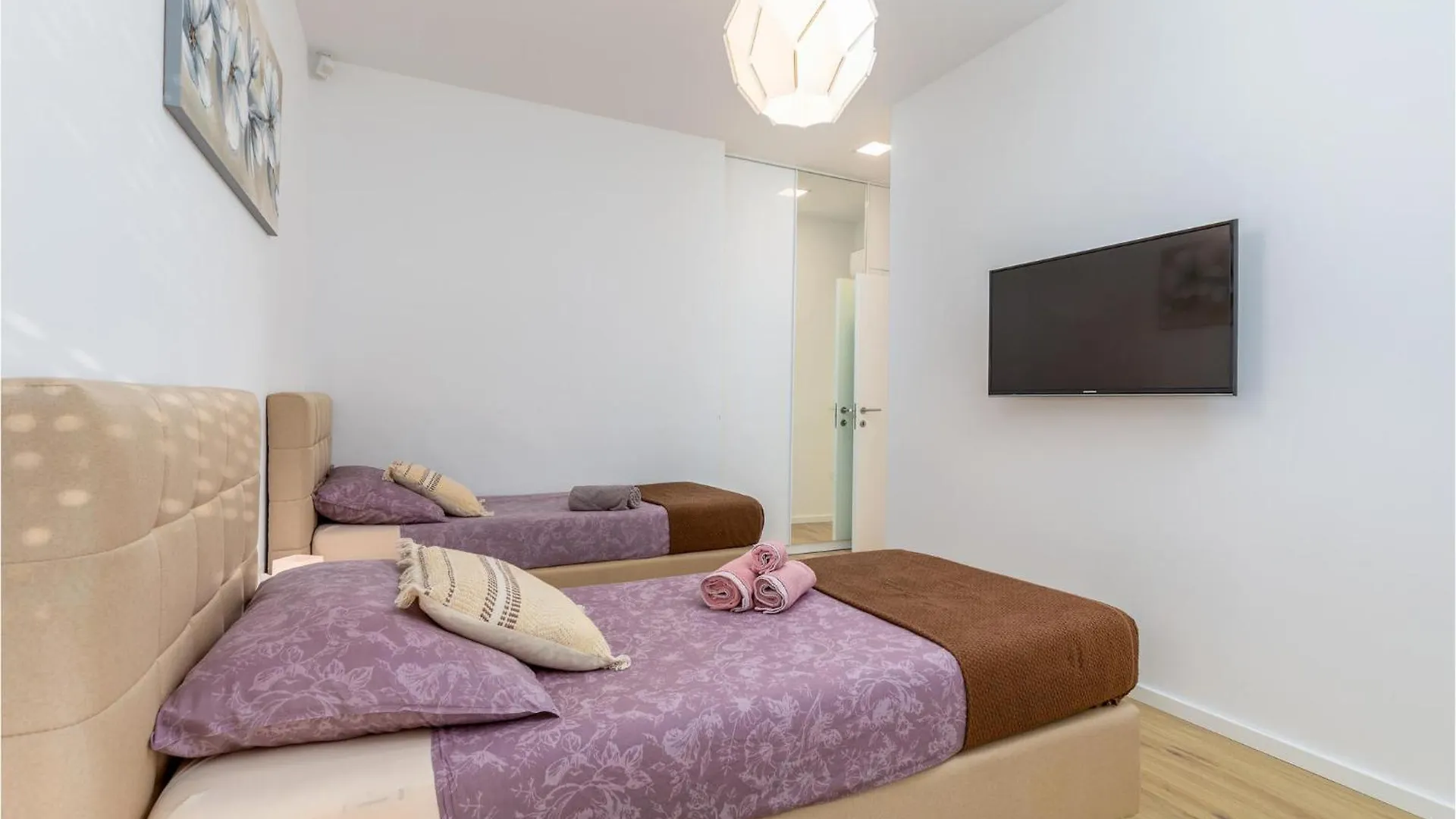 度假居 Stunning Home In Segotici